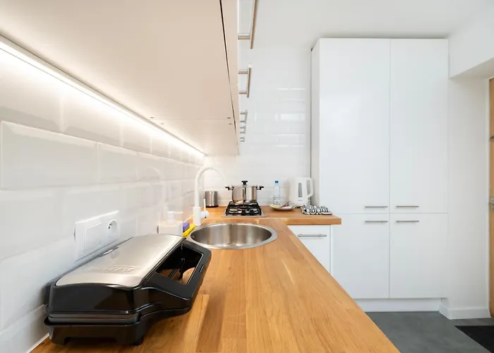 Atlas Arena Comfort By Bookinghost Apartamento Łódź